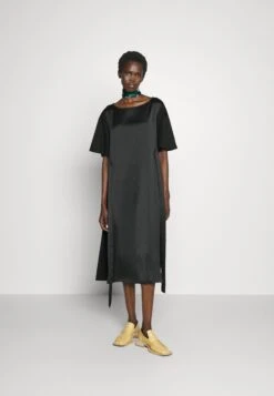 Minnie - Cocktail Dress / Party Dress - Nero 9 Minnie - Cocktail Dress / Party Dress - Nero -The LBD Shop 95e1bb1f9e6c434ca812674d6c8bc709