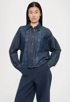 GIOCHI - Button-down Blouse - Blu -The LBD Shop 965bec25840744b7a8229b903d31c196