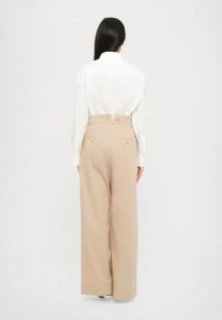 ALFEO - Trousers - Beige 10 ALFEO - Trousers - Beige -The LBD Shop 97dba2265d444c4d81664b03a6d9fb91