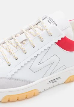 Orlaya - Trainers - Rosso -The LBD Shop 9a16a9e8913b4b9d8c98d3a322185993