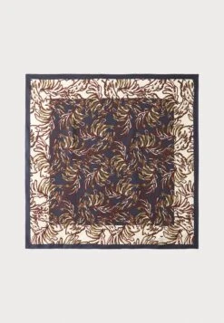 ONESTO - Foulard - Verde Smeraldo -The LBD Shop 9b16fb82d82349f6bd85e3ea11d95521