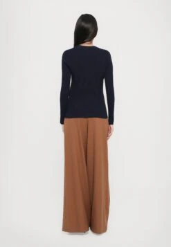 GABRIEL - Cardigan - Blu -The LBD Shop 9d46efea4b8342b48ef3ccaa8250319a