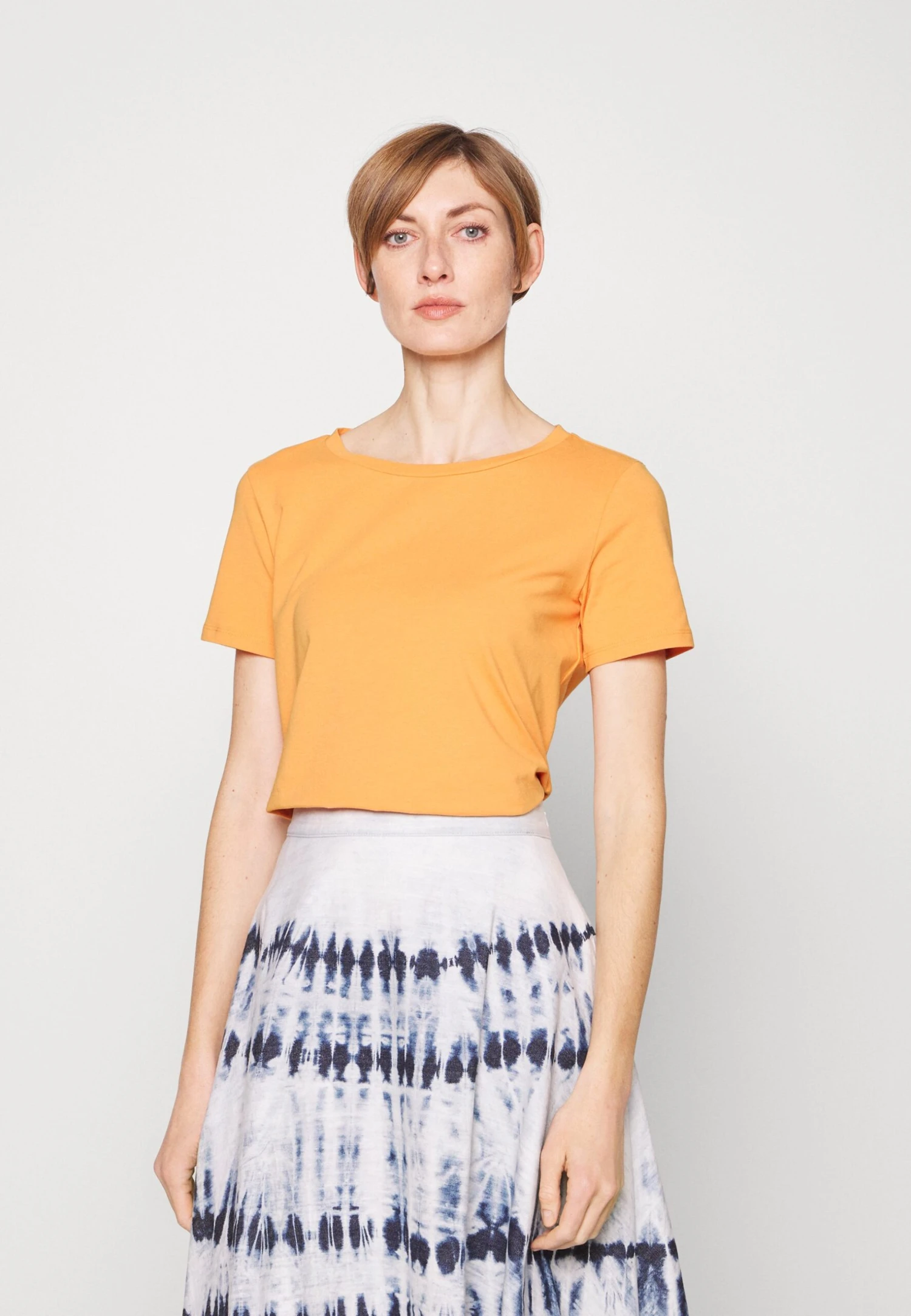Multib - Basic T-Shirt - Arancio 1 Multib - Basic T-Shirt - Arancio