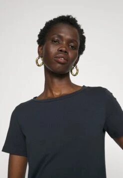 Multib - Basic T-Shirt - Blu Marino -The LBD Shop 9f4408ad936c4d8694fbcc24012d8e51