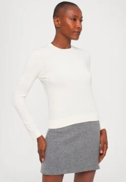 SICILIA - Jumper - Ecru -The LBD Shop 9f9287361e194ea4b74784c871d42df5