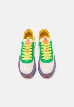 Raro - Trainers - Verde -The LBD Shop a0a7dcafc23b44c4b15256aa86ba3614