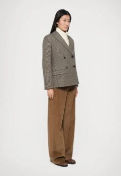 GIOVE - Blazer - Cioccolato -The LBD Shop a1d190fca0f240308c270aab667db34f