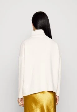 Benito - Jumper - Avorio -The LBD Shop a404effab39949d39eb2162f584aa8fc