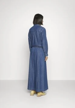 Nupar - Relaxed Fit Jeans -The LBD Shop add15564685945818e8b753d089a60f4