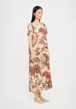 REVERE - Maxi Dress - Beige -The LBD Shop af3615499acd42cb85fcbbdb76c75c36