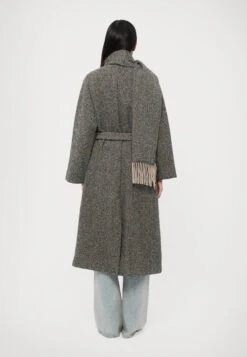 ZENICA - Classic Coat - Nero -The LBD Shop b01d1c7be6b7441daf30500642fb31b0