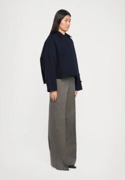 CARELLA - Classic Coat - Blu -The LBD Shop b8b7be717102435eac0dd4e0b6426286