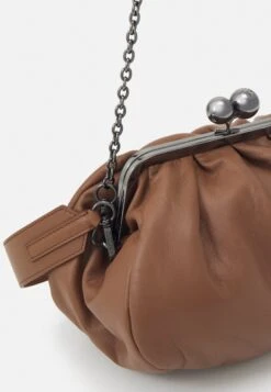 CUBICO - Clutch - Cuoio -The LBD Shop bc40b1ef84914104ad0670a9307dae3f