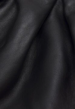 PROVINO - Clutch - Nero -The LBD Shop c01d9dd35d2b4791ba95e6f6a3b38653