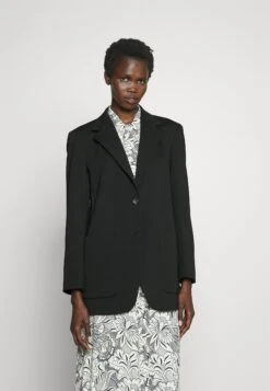 Melfi - Short Coat - Nero