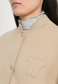 ZELANTE - Bomber Jacket - Cammello -The LBD Shop c16dcb2f19d54d00a4ccbf5baaf2b8a7