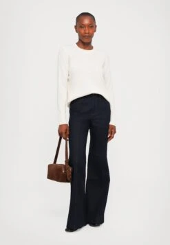 Front Page -The LBD Shop c32f8f21e19048bdb4506ee863401f3b