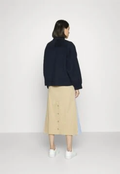 Agitare - Summer Jacket - Blu 8 Agitare - Summer Jacket - Blu -The LBD Shop c3911759dc574bfea7b23f375ad0f503