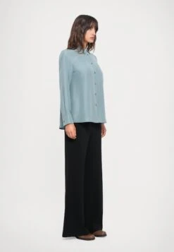 PAMIR - Button-down Blouse - Azzurro -The LBD Shop c4058fabde3c4790b2079f8313fc8f8a