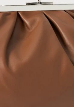 MILVANEW - Clutch - Dark Brown 11 MILVANEW - Clutch - Dark Brown -The LBD Shop c5a8edfe717449bd8d9fa1cb56a22a60