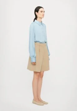 ROLF - Shorts - Beige -The LBD Shop c9a7497db81b40728502b42e1c10e07b