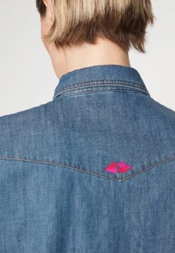 Lodi - Blouse - Blu 13 Lodi - Blouse - Blu -The LBD Shop ca208196b1cd4122b5a1c4d649a95d09