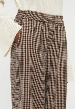 EBE - Trousers - Vinaccia -The LBD Shop cc893ffa1ea34fca9681197dc61ccf6d