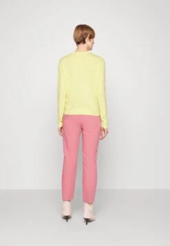 Mochi - Jumper - Giallo -The LBD Shop cf7c3f7bcc844a1692825a8961c79d3e