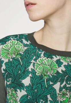 Pere - Long Sleeved Top - Verde Scuro -The LBD Shop d24e9812d3324f3a9a89e9d61c27d193