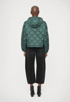 ERIS - Down Jacket - Petrolio -The LBD Shop d44c4f869a3840ea94ced839e0c3c506