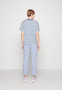 Editto - Print T-Shirt - Bluette 8 Editto - Print T-Shirt - Bluette -The LBD Shop d4d461d7a8d2456fbc3ad25596d2fc04