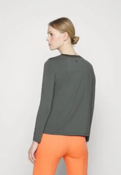 Pere - Long Sleeved Top - Verde Scuro -The LBD Shop d4f5f88d0a0641f3829ad89b4cc6101a
