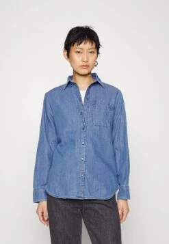 Ofride - Button-Down Blouse