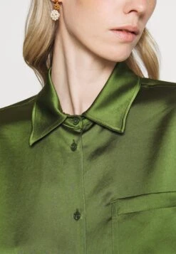 Carioca - Button-Down Blouse - Verde -The LBD Shop da07bdf295d04dbba3f222d524e10ada