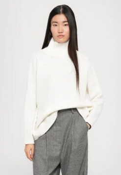 BORGIA - Jumper - Ecru -The LBD Shop dab036b98fad481aa8303c0fc8f7832a