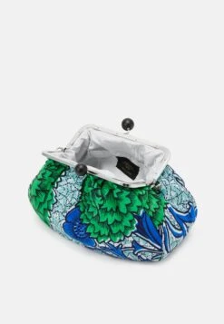 Aisha - Clutch - Verde -The LBD Shop dda7ba8d7a6b405ca3a905f19b20dfcb