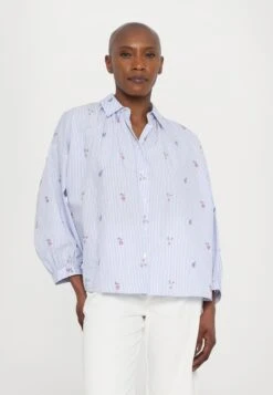 GILLY - Button-down Blouse - Light Blue 12 GILLY - Button-down Blouse - Light Blue -The LBD Shop df4609ddf4ca41d3a522052e91d34747