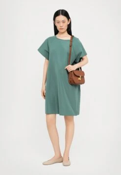 DENIS - Day Dress - Verde -The LBD Shop e32eb8beaacd466d8468bfe70da11021