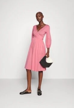 Garbo - Jersey Dress -The LBD Shop e594edf7e93840f78b2b872a3a571701