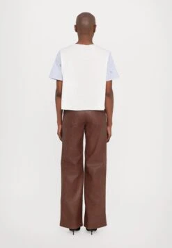 EDITTA - Print T-shirt - Light Blue -The LBD Shop e5eea8fdf65b4bfeac5d7a581c3eb793