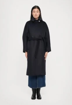 RESINA - Classic Coat - Blu