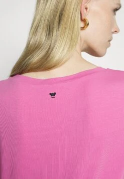 Multib - Basic T-Shirt - Fuxia -The LBD Shop e844c47f500748b98d262823a4e936c8