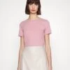 Multib - Basic T-Shirt - Peonia