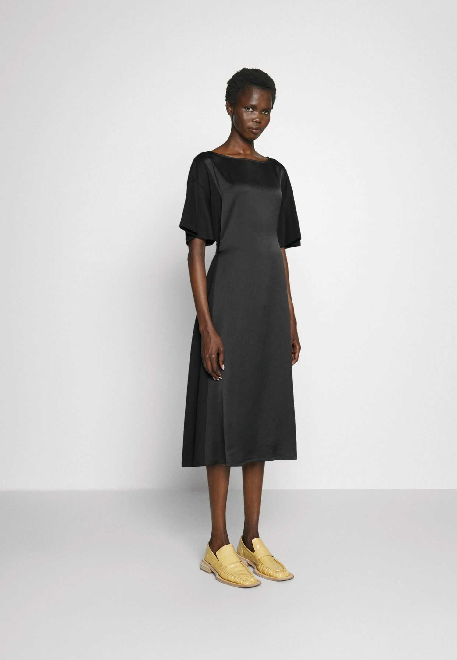 Minnie - Cocktail Dress / Party Dress - Nero 4 Minnie - Cocktail Dress / Party Dress - Nero - Image 4