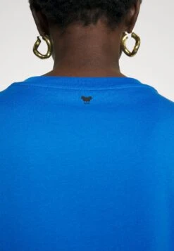 Sante - Print T-Shirt - Bluette 13 Sante - Print T-Shirt - Bluette -The LBD Shop f4112951cb0b432684aaaed95f7b2767