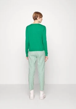 Mochi - Jumper - Verde -The LBD Shop f603f12f71704815b278cad54d329932