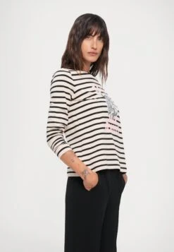 ALIAS - Long Sleeved Top - Beige -The LBD Shop f6ca976b17a64f17a94134e579099a95