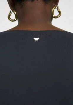 Multib - Basic T-Shirt - Blu Marino -The LBD Shop fa0b011f884b4855865d8011989e52da