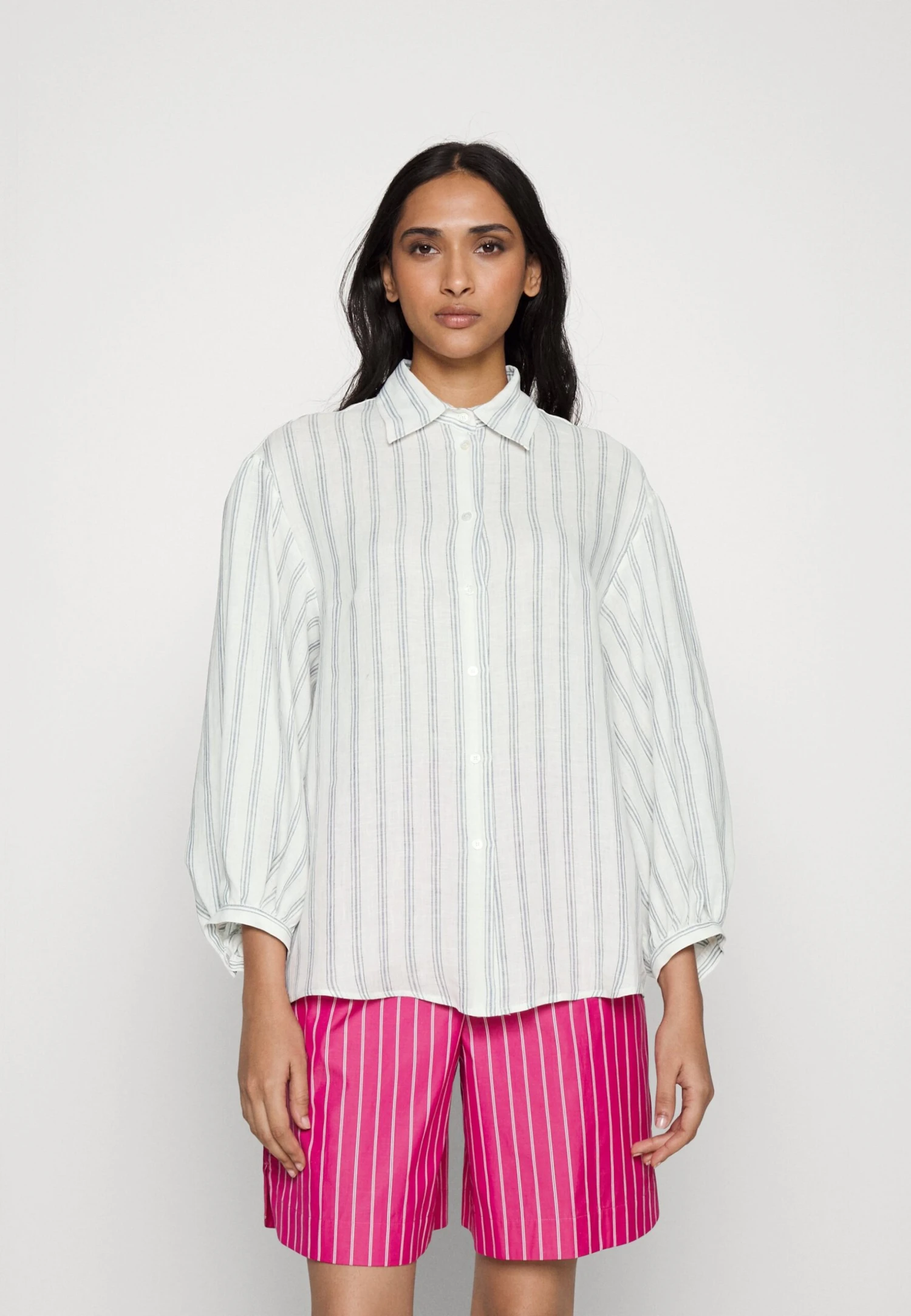 Nerina - Button-Down Blouse - Blu 1 Nerina - Button-Down Blouse - Blu