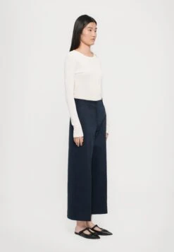 URIAL - Trousers - Blu 13 URIAL - Trousers - Blu -The LBD Shop fc72b17887cf4d91bead1558ae2b3139